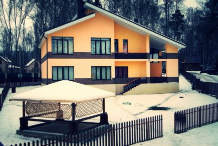 4 км от города в деревне