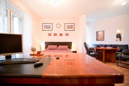 Апартаменты студия рядом с метро