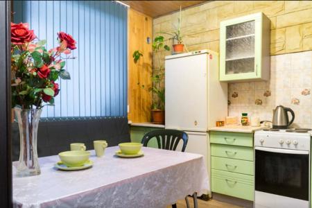 Недорогая однокомнатная квартира посуточно недалеко от аквапарка