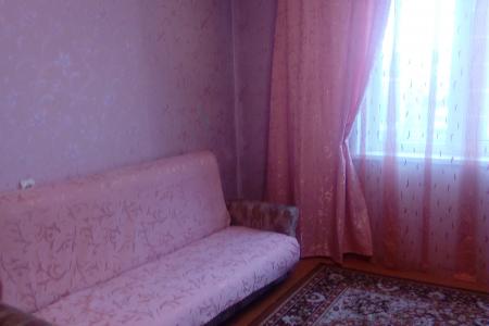 Однокомнатная квартира в центре города рядом находится магазины и торговые центры