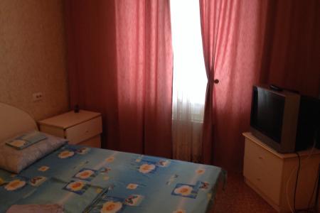 Недорогая хорошая однокомнатная квартира в центре