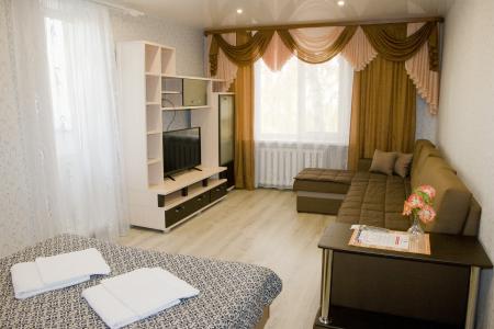 Однокомнатная люкс около Универсама-1