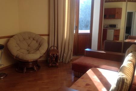 Вид на набережную с балкона.