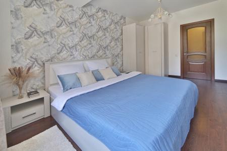 Двухкомнатная квартира на Молодогвардейской 2/5Б