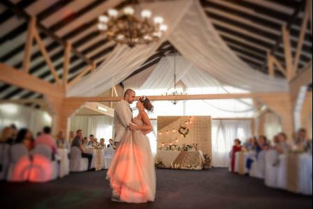 Банкетный коттедж с залом до 150 человек, беседка, баня