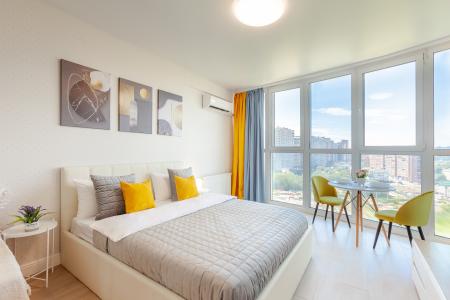 Апартаменты RentPlaza с кроватью размера "king-size" в ЖК Арго