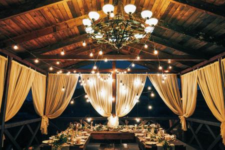 Красивая беседка с видом на озеро Линёвое, сдается по часам в Уфе