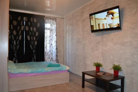 Уютная квартира у ТРК Столицы