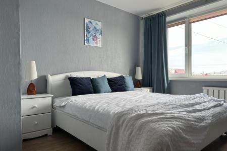 Современная двухкомнатная квартира с видом на вулканы