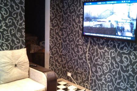 2- комнатная квартира возле администрации