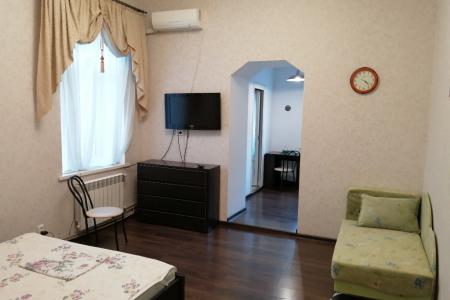 Ялта хорошая квартира от хозяина до Набережной 150 метров