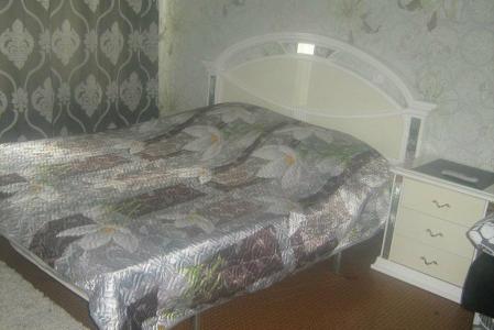 Сдаю посуточно 1-комнатную квартиру с хорошим ремонтом