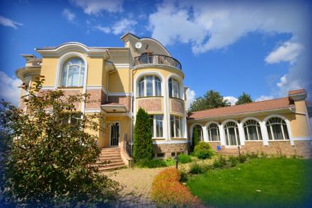 Сдается элитный коттедж 1000 кв м