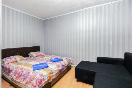 1-комнатнaя кваpтирa РЯДОМ С МEТPО! Cдаeтcя нa СУTКИ