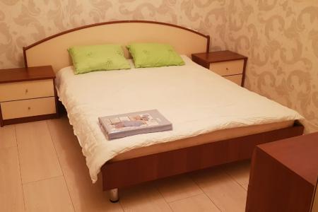 Двухкомнатная квартира возле цирка, центр